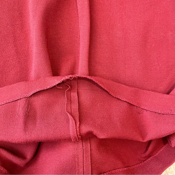 Laundry by Shelli Segal Body Con Midi V-Neck Dress - Picture 9 of 13